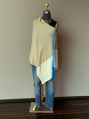 EUC 2020 Tickled Pink 100% Cotton Colorblock Multi-Way Convertible Poncho Scarf